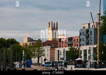 Broad Quay e St Stephen's Church, centro, Bristol, Inghilterra, Regno Unito Foto Stock