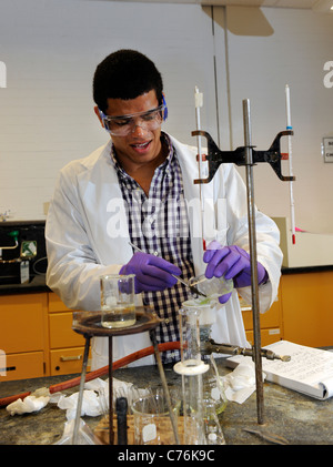 Chimica classe laboratorio, Yale University summer school. Foto Stock