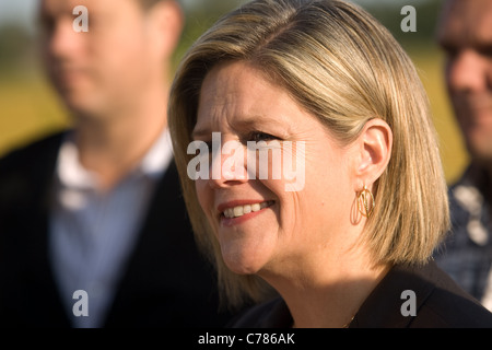 London, Canada - 14 Settembre 2011: Andrea Horwath, leader dell'Ontario per il Nuovo partito democratico durante il 2011 elezione. Foto Stock