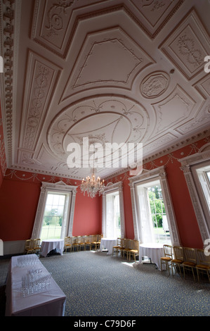 Leigh corte, Il Grade ii Listed, mansion house mansion inglese, costruito nel 1814, bagno in pietra. Stile palladiano, architettura Foto Stock