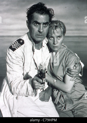 SEVEN WAVES AWAY (1956) MIA ZETTERLING, TYRONE POWER RICHARD SALE (DIR) 001 MOVIESTORE COLLECTION LTD Foto Stock