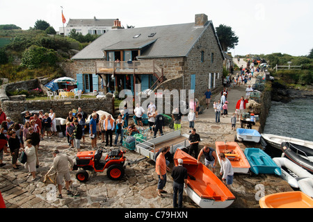 Dock di imbarco, isole Chausey, partenza per Granville (Manche, Normandia, Francia). Foto Stock