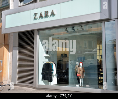Zara negozio a Stephansplatz, Vienna, Austria, Europa Foto Stock