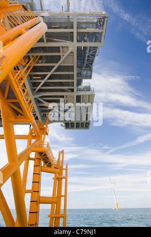 Una stazione secondaria al Walney offshore wind farm che consiste di 102, 3.6 MW Foto Stock