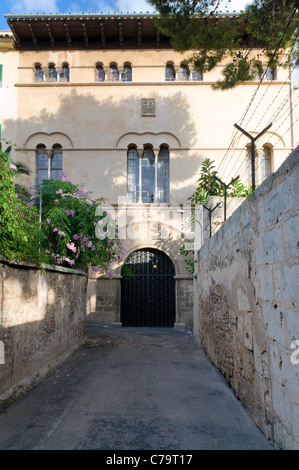 El Templo, castello dei templari, ex roccaforte dei Cavalieri Templari nel centro storico della città di Palma di Maiorca, SPAGNA Foto Stock