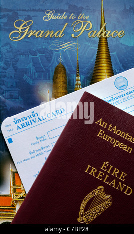 Forma di immigrazione sbarco sbarco card travel visa application border agency card asia turismo turistica richiesta essenziale Foto Stock