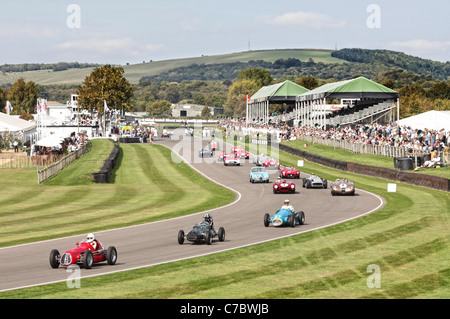 Goodwood circuito motore al primo giorno di Goodwood Meeting 2011. Foto Stock