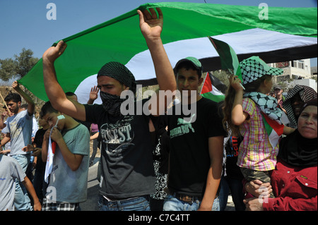 Una manifestazione repressa dalle forze israeliane per la questione palestinese il villaggio di Nabi Salih. La dimostrazione inizia alle 1 p.m. Foto Stock