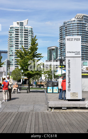 Toronto Harbourfront Molo Ovest, Queens Quay Foto Stock