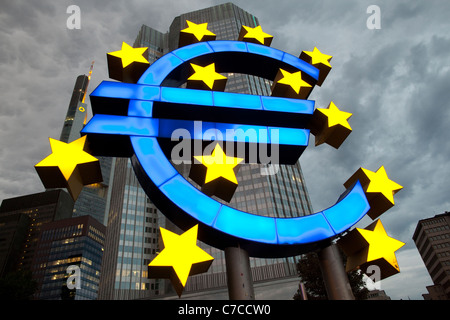 Il simbolo dell'euro, la moneta ufficiale della zona euro nell'Unione europea. Foto:Jeff Gilbert Foto Stock