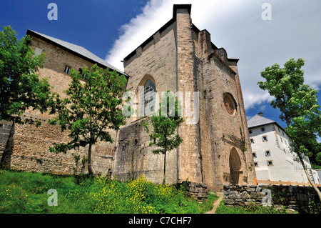 Spagna, San Giacomo modo: chiesa medievale la Colegiata di Santa Maria la Real in Roncisvalle Foto Stock