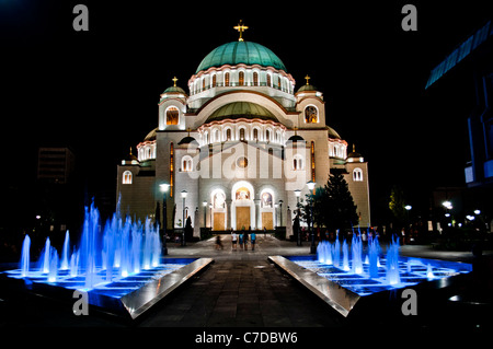 San Sava tempio di Belgrado di notte. Foto Stock