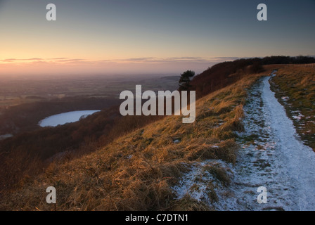 Tramonto in inverno come si vede dal modo di Cleveland, vicino a Sutton Bank. Foto Stock