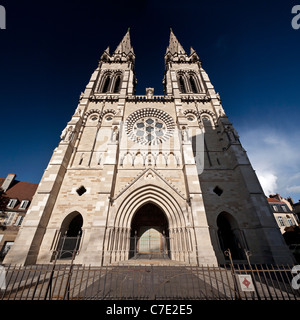 La Lady Day Basilica Cattedrale, a Moulins (Francia). Basilique cathédrale Notre Dame de l'Annunciazione, à Moulins (Francia). Foto Stock