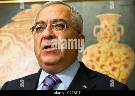 Il Primo Ministro palestinese Fayyad norvegese e il ministro degli Esteri Store parlare con la stampa sulla Palestina possibile membership delle Nazioni Unite. Foto Stock