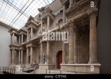 La porta del mercato di Mileto, Pergamon Museum di Berlino, Germania Foto Stock