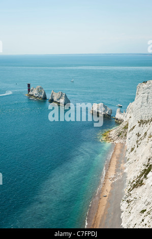 Gli aghi, faro e chalk cliffs, Isle of Wight, Regno Unito Foto Stock