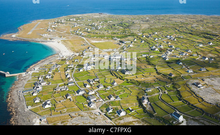 Paesaggio di antenna di Inisheer Isola, parte delle Isole Aran, Irlanda. Foto Stock