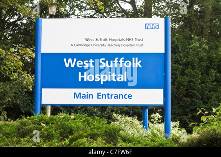 Ingresso segno per il West Suffolk Hospital di Bury St Edmunds. Foto Stock