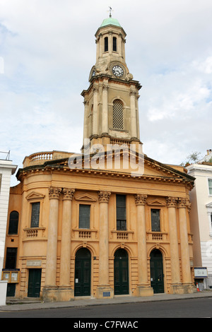La Chiesa di San Pietro in Kensington Park Road, situato molto vicino a Portobello Road. Foto Stock