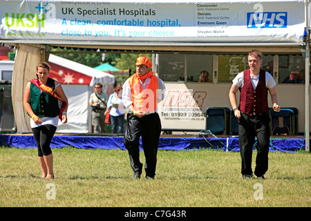 Raccolta fondi per ballare e cantare per il NHS in Somerset al bagno e West Show Foto Stock