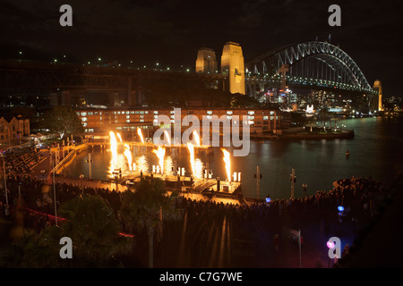 Campbells Cove Danza del Fuoco, Sydney, Australia Foto Stock