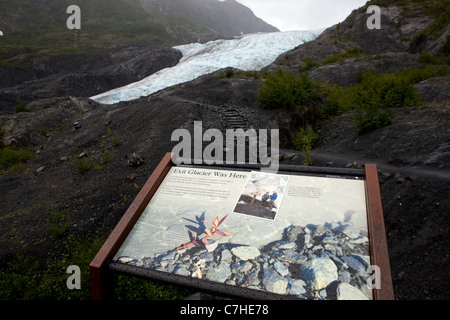 Parco nazionale di segno di servizio che mostra la posizione di Exit Glacier, il Parco nazionale di Kenai Fjords, Alaska, Stati Uniti d'America Foto Stock