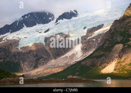 Sunset Northwestern Fjord, il Parco nazionale di Kenai Fjords, vicino a Seward, Alaska. Foto Stock