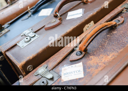 In vecchio stile cuoio casi bagagli Foto Stock