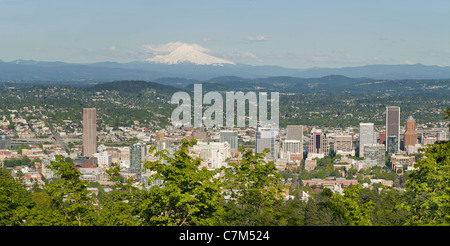 Portland Oregon Cityscape e del Monte Cofano Panorama Foto Stock