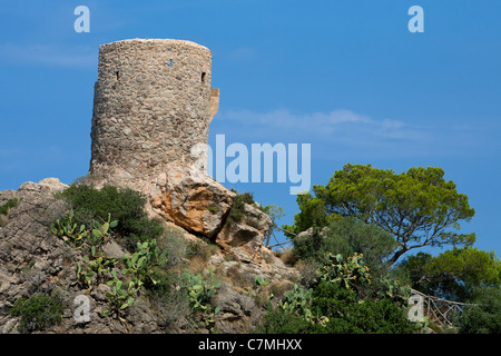 Torre de Ses anime torre di avvistamento, vicino a Banyalbufar, Maiorca, isole Baleari, Spagna Foto Stock