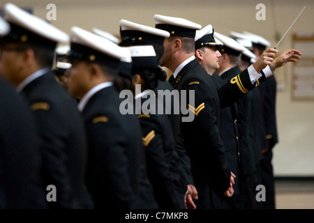 London Ontario, Canada. Settembre 24, 2011. Modifica del comando cerimonia al HMCS Prevost a Londra, Canada. Foto Stock