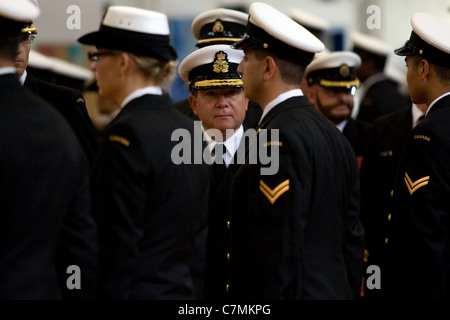 London Ontario, Canada. Settembre 24, 2011. Modifica del comando cerimonia al HMCS Prevost a Londra, Canada. Foto Stock