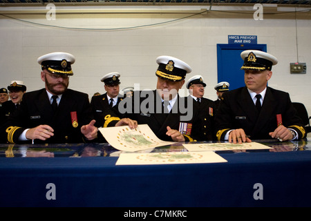 London Ontario, Canada. Settembre 24, 2011. Modifica del comando cerimonia al HMCS Prevost a Londra, Canada. Foto Stock