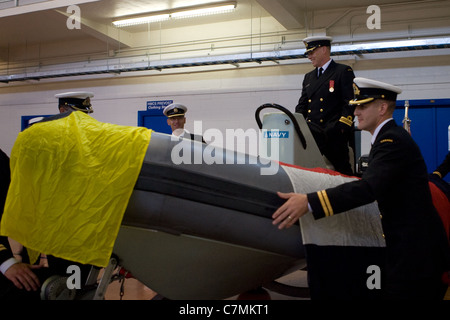 London Ontario, Canada. Settembre 24, 2011. Modifica del comando cerimonia al HMCS Prevost a Londra, Canada. Foto Stock