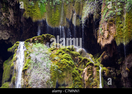 Yerköprü cascata sul fiume Ermenek Mut, Mersin Turchia Foto Stock