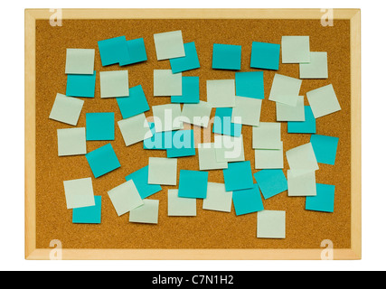 Help me scritto su un foglietto adesivo imperniata su una bacheca di sughero  Foto stock - Alamy