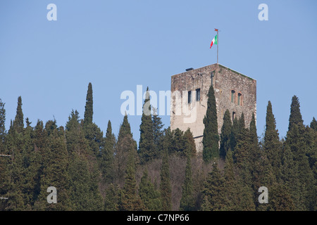 Torre di castello, fortezza - La Rocca, Solferino, Italia - Memoriale di guerra, la battaglia per la seconda guerra d'Indipendenza italiana, 24 giugno 1859 Foto Stock