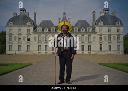 Raoni Kayapo capo indiano al castello di Cheverny, Raoni anteriore del castello Foto Stock