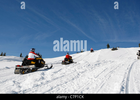 In snowmobile tour in Whistler British Columbia Foto Stock