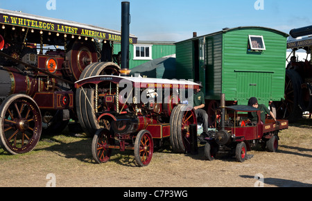 Miniatura i motori a trazione a vapore al grande dorset fiera a vapore Foto Stock