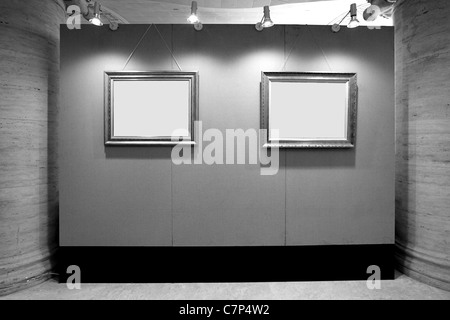 Fustellato cornici in galleria d'arte per essere riempiti Foto Stock
