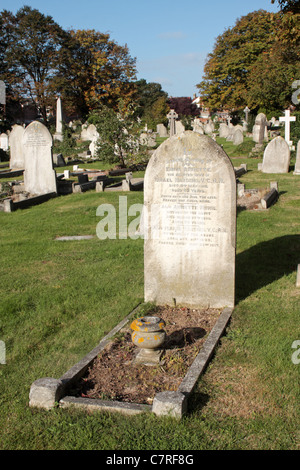 Tomba di Chief Gunner Israele Harding VC Royal Navy Highland Road Cimitero Southsea Portsmouth Hampshire REGNO UNITO Foto Stock