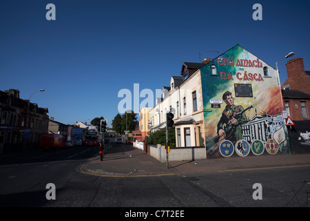 Pasqua repubblicano Rising murale, Beechmount Avenue e Falls Road junction, Belfast, Irlanda del Nord, Regno Unito. Foto Stock