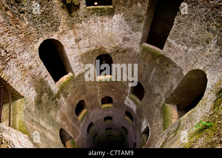 L'Italia, l'Umbria, Orvieto Pozzo di San Patrizio Foto Stock