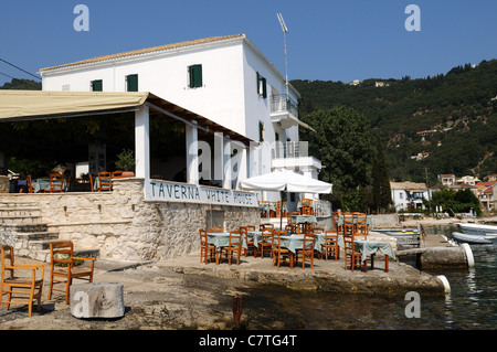La Casa Bianca ex casa di scrittore Gerald Durrel Kalami Corfu Grecia Foto Stock