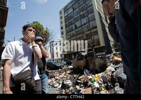 Italia volti grande ammende se non riesce a pulire tonnellate di rifiuti che ancora giacciono intorno alla città di Napoli, secondo l'Unione europea Foto Stock