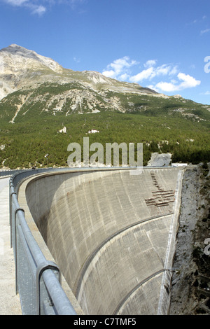 L'Italia, Lombardia,Parco Nazionale dello Stelvio lago di Cancano Foto Stock