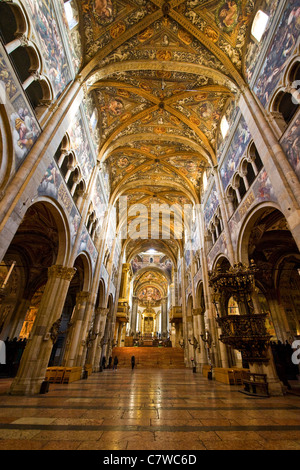 L'Italia, Emilia Romagna, Parma,la cattedrale: soffitto della volta centrale Foto Stock