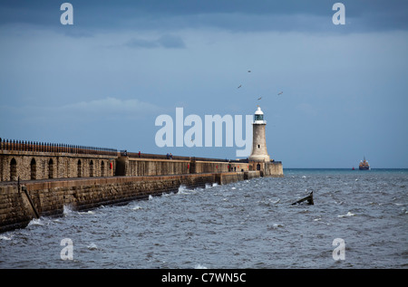 North Pier lighthouse, Tynemouth. Foto Stock